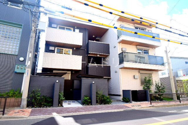 ルミナスの外観