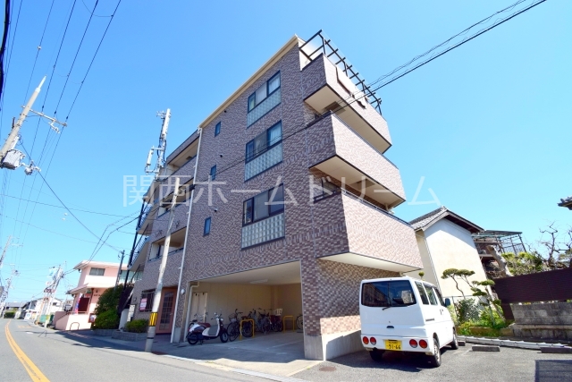 サニーコート石橋の外観