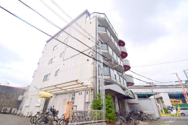 平成ハイツの外観