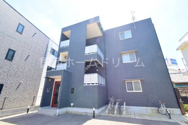 リブリ・マノアフォールズ