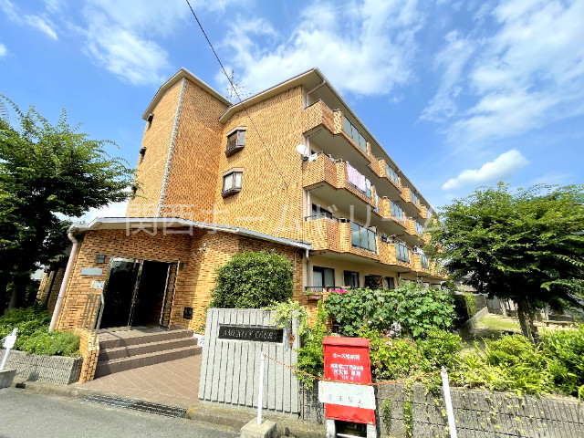 アメニティコートの外観