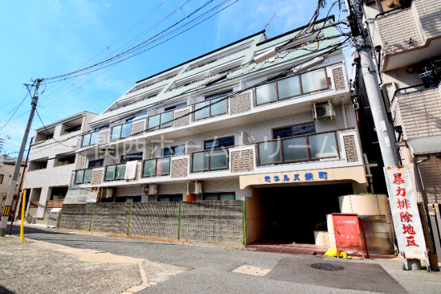 ミネルバ栄町の外観