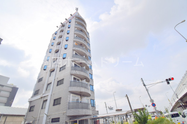 ロータリー門真の外観