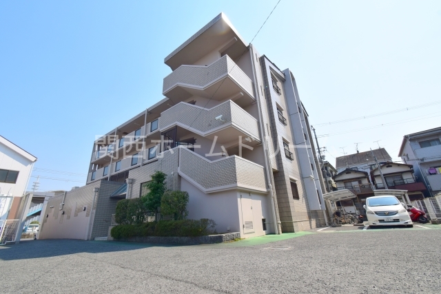 プロムナードイズモの外観