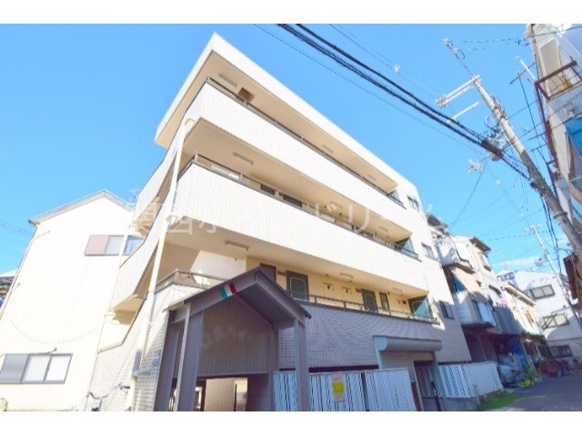 ヴィタ・オルバーナの外観