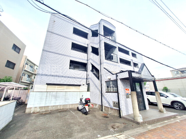 ロイヤルカーサ高瀬の外観