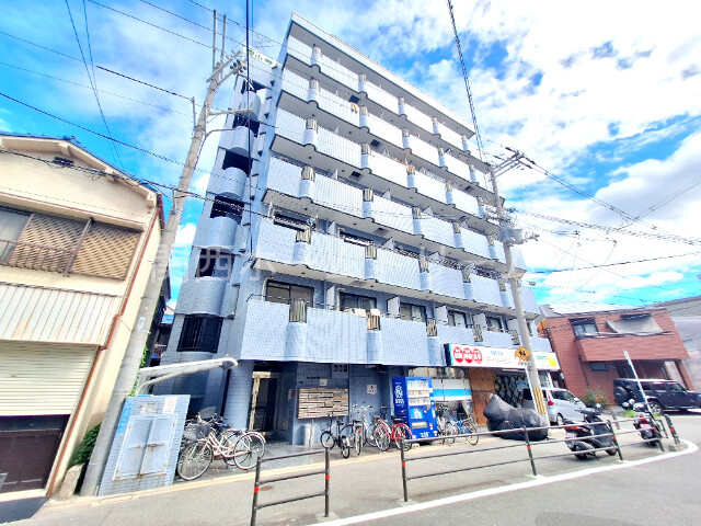 ウィンライフ滝井の外観