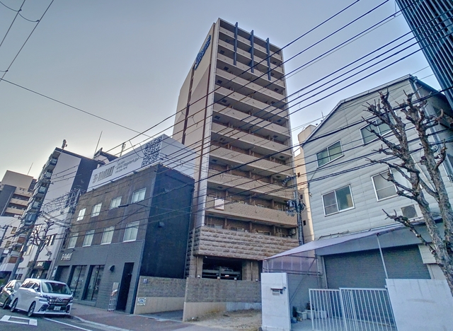 プレサンス三宮エレガンシアの外観