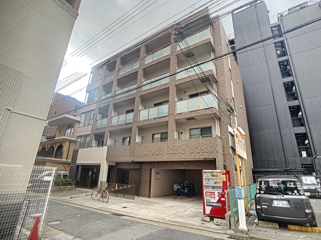 ＲＥＧＡＬＯ　ＰＬＵＳの外観