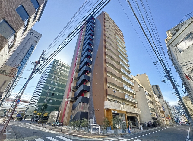 セレニテ神戸元町の外観