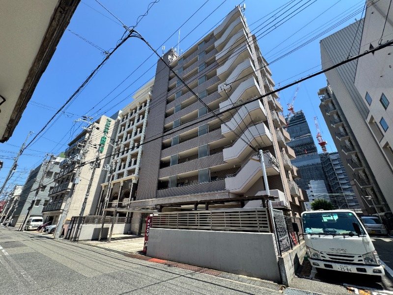 コスタレイ神戸三宮の外観