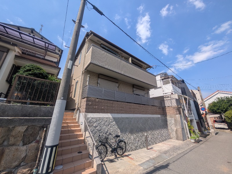 プーロ・カーサ摩耶の外観