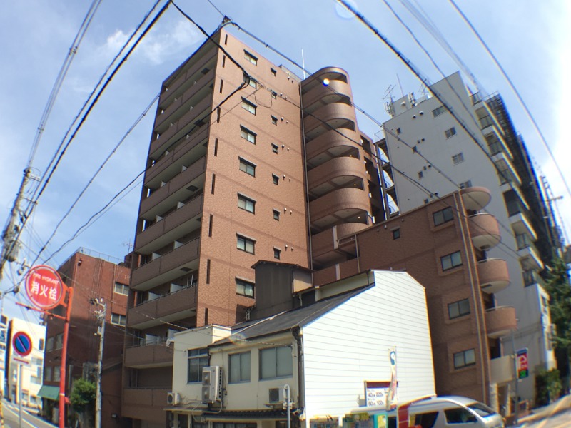 プレサンス神戸裁判所前の外観