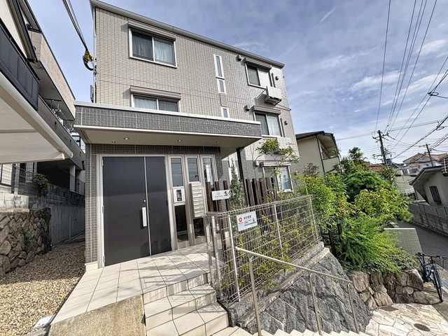 Ｄ－ｒｏｏｍ高羽の外観