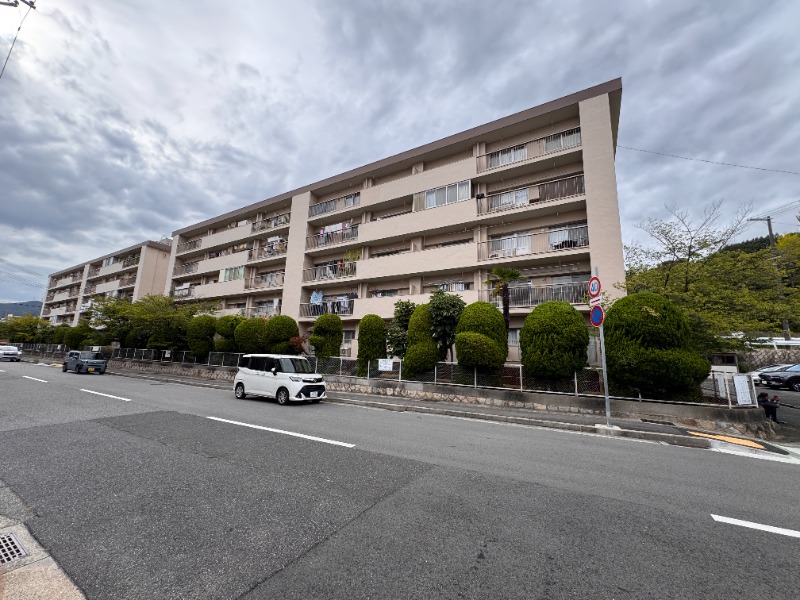 山御影マンション　Ａ棟の外観