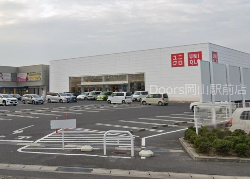 ユニクロ倉敷平田店