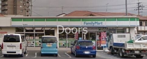 ファミリーマート岡山国富店