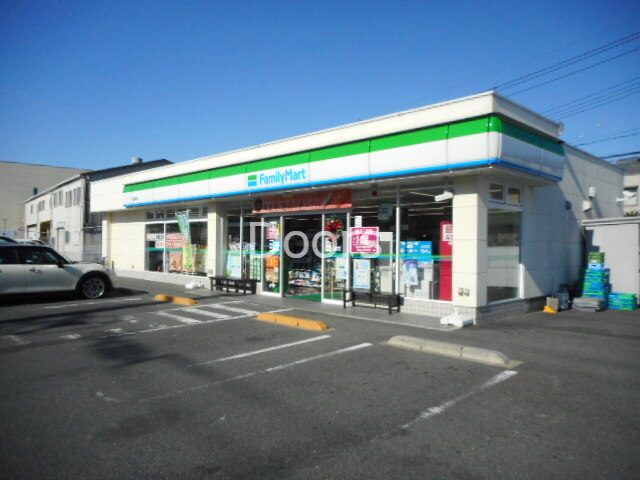 ファミリーマート