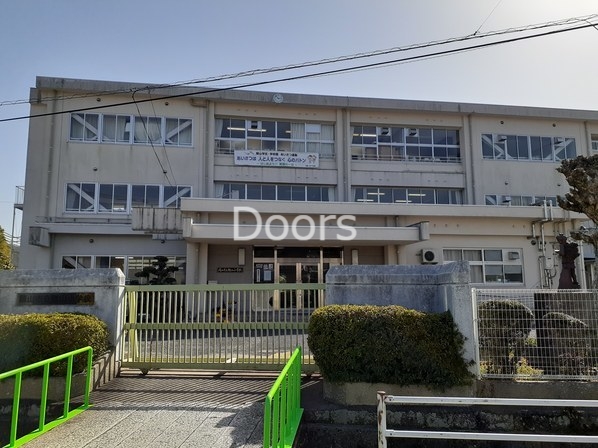 岡山市立鯉山小学校