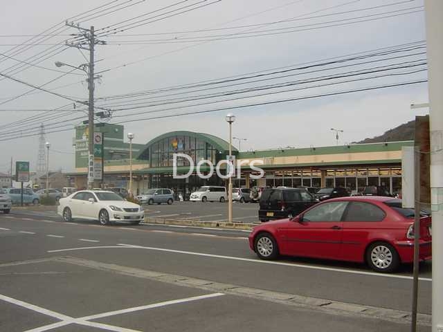 ニシナフードバスケット西大寺店（スーパー）