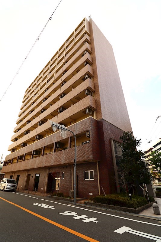 ＯＮＥ　ＲＯＯＦ　ＦＬＡＴ　ＦＵＫＵＳＨＩＭＡ（旧：シャルマンフジ福島）の外観