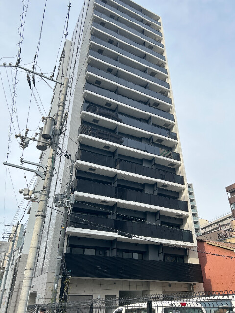 シーズンフラッツ中崎の外観