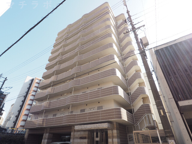 ノヴェル新栄の外観