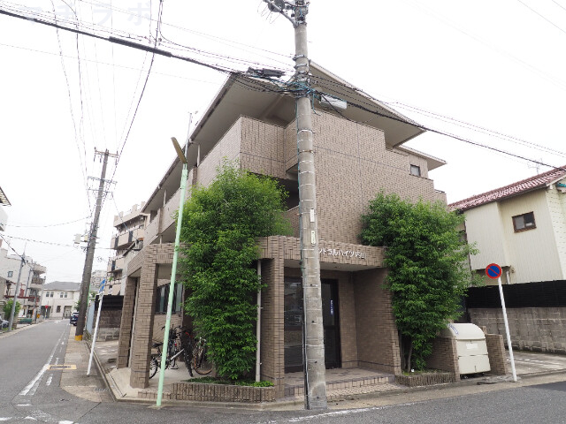 セントラルハイツ内山の外観
