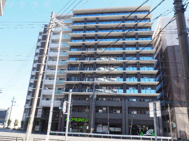 グランルクレ新栄イーストの外観