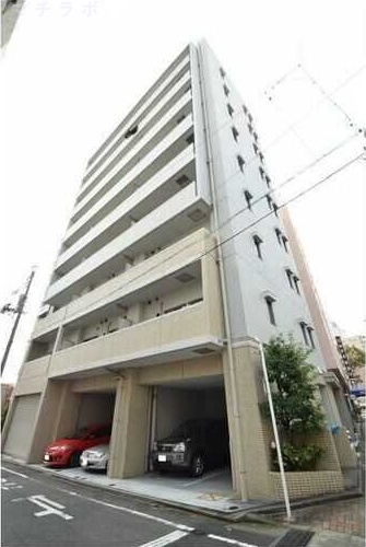 アクシスの外観
