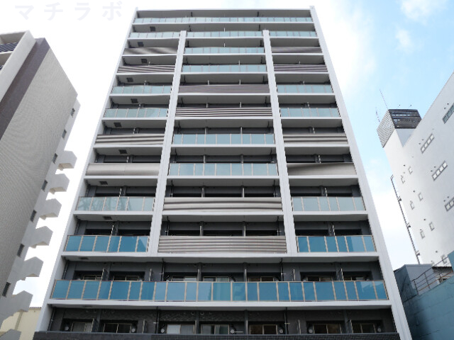 プレサンス名古屋ルクソリアの外観