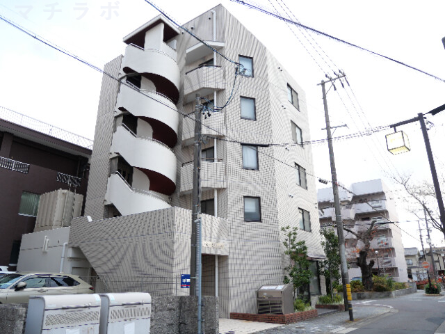 御器所ホームズの外観