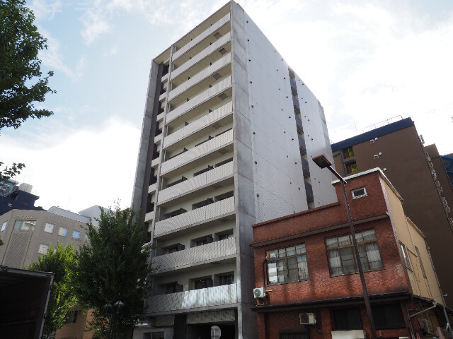 リヴシティ栄参番館