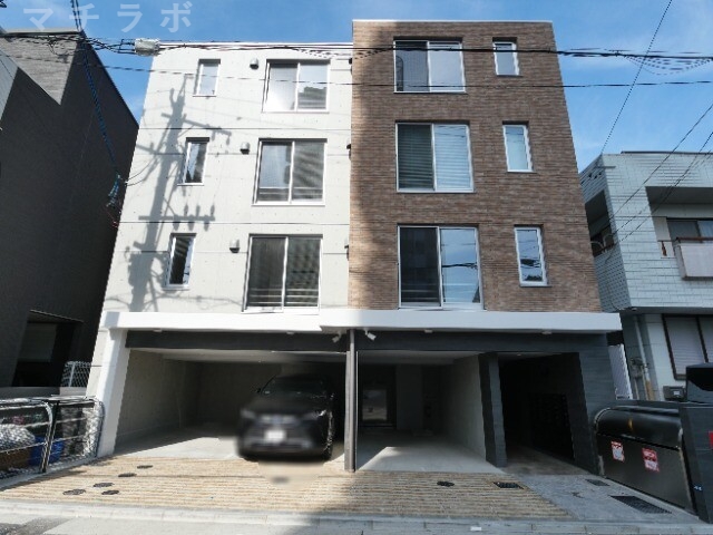 ｑｕａｄｏｒ車道