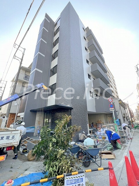 ＳＵＭＭＩＴ南森町の外観