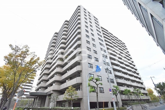 ライオンズマンション北梅田の外観