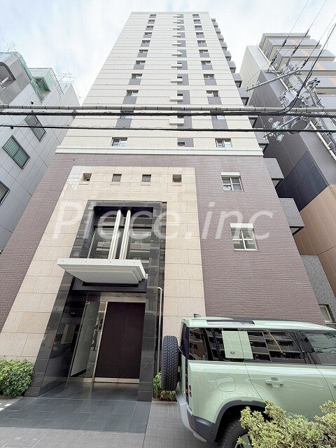 グランドロアール天満橋の外観