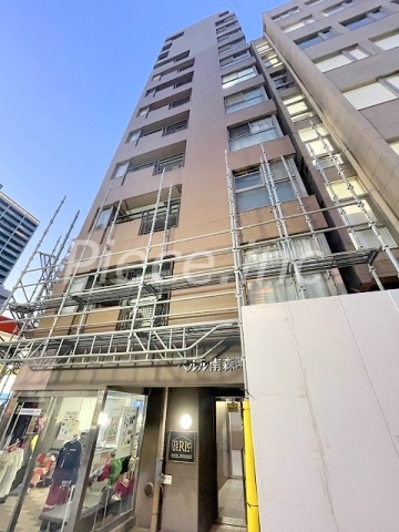 ペルル南森町の外観