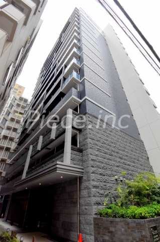 プレサンス大手前ピリオドの外観