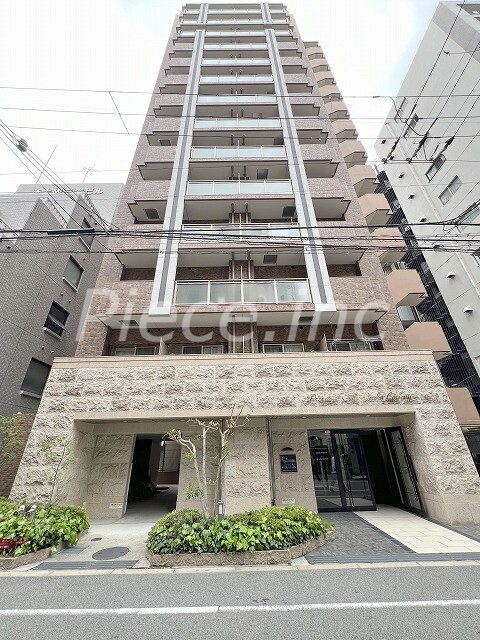 プレサンス新大阪コアシティの外観