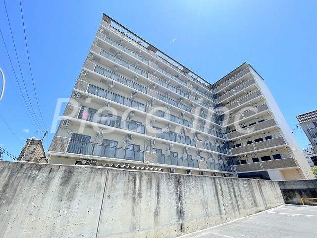 ローズコーポ新大阪８の外観