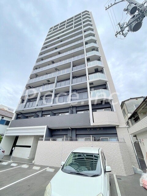 ＡｒｔｉｚＡ新大阪ＤＣの外観