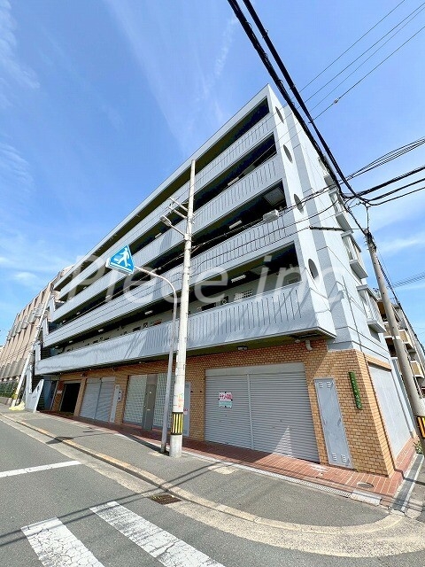 ハイツ小松の外観