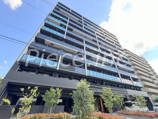 プレサンス西中島南方セレストの外観