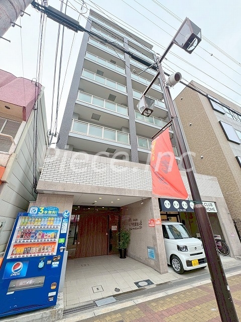 ドルフ今里駅前の外観