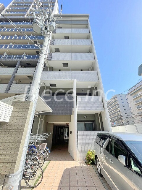 ルヴェールシンオオサカの外観