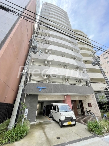 ラシュレエグゼ本町の外観