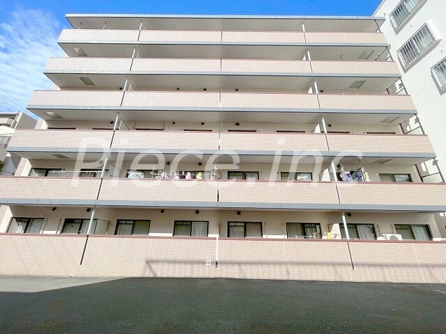 マジョール松崎町の外観