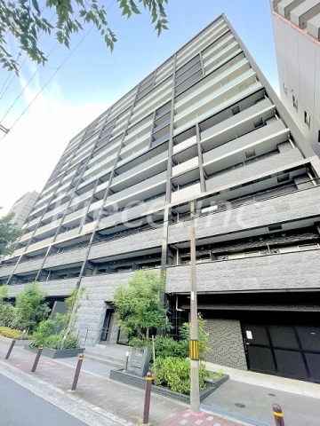 プレサンス新大阪ザシティの外観