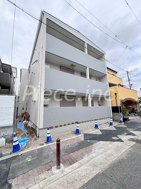 西今川共同住宅の外観